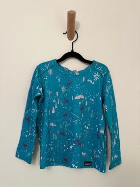 Patagonia Kids Capilene MidWeight Baselayer Long Sleeve Shirt in Winter Print